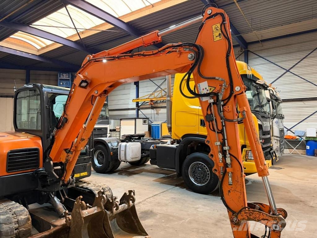 Doosan DX 62 R-3 6.2T - *FULL HYDR - *CENTRAL GREASING* - Minigraafmachines < 7t