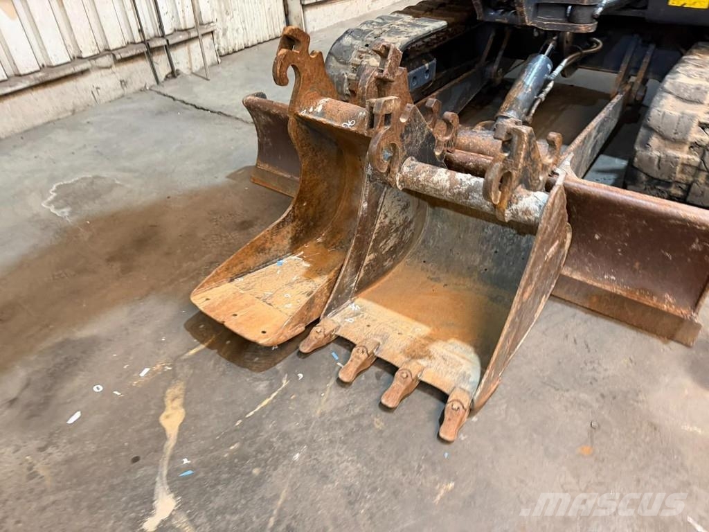 Doosan DX 62 R-3 6.2T - *FULL HYDR - *CENTRAL GREASING* - Minigraafmachines < 7t