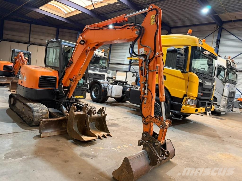 Doosan DX 62 R-3 6.2T - *FULL HYDR - *CENTRAL GREASING* - Minigraafmachines < 7t