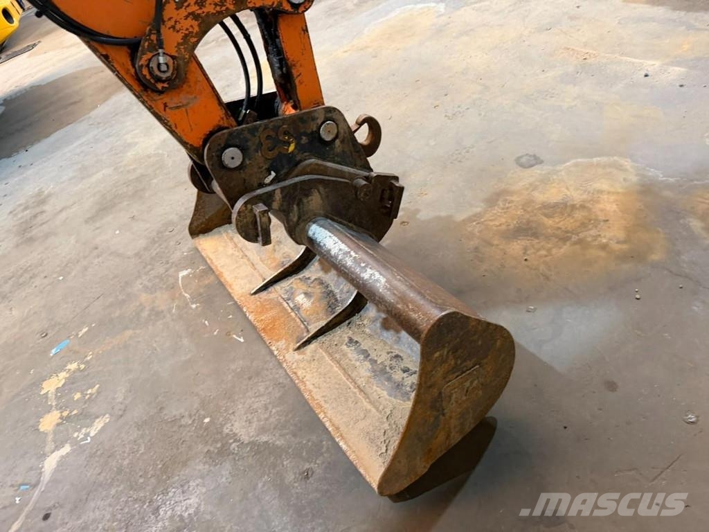 Doosan DX 62 R-3 6.2T - *FULL HYDR - *CENTRAL GREASING* - Minigraafmachines < 7t