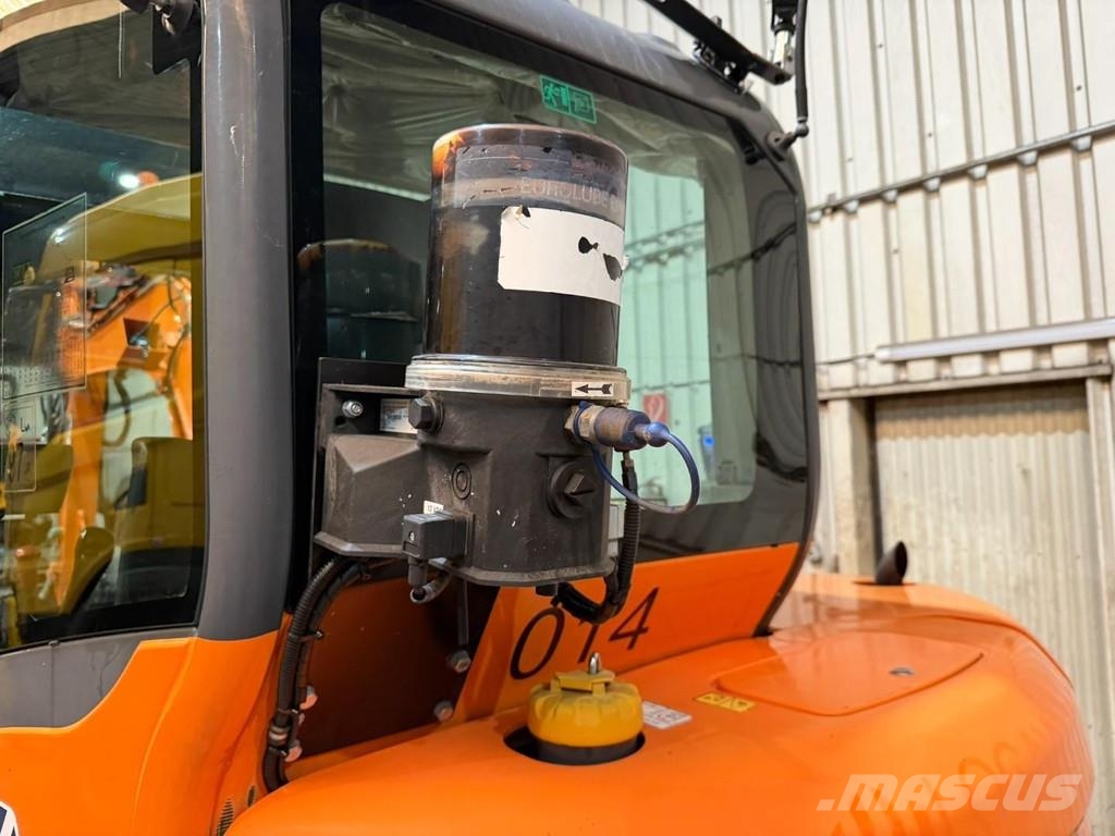 Doosan DX 62 R-3 6.2T - *FULL HYDR - *CENTRAL GREASING* - Minigraafmachines < 7t