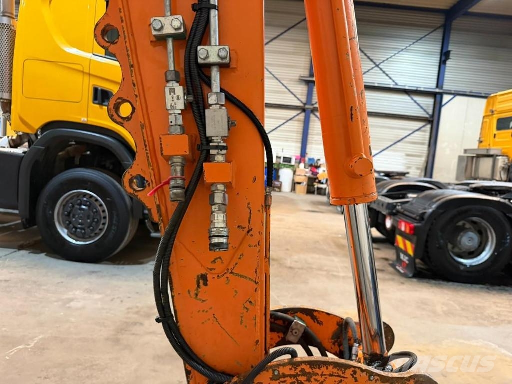 Doosan DX 62 R-3 6.2T - *FULL HYDR - *CENTRAL GREASING* - Minigraafmachines < 7t