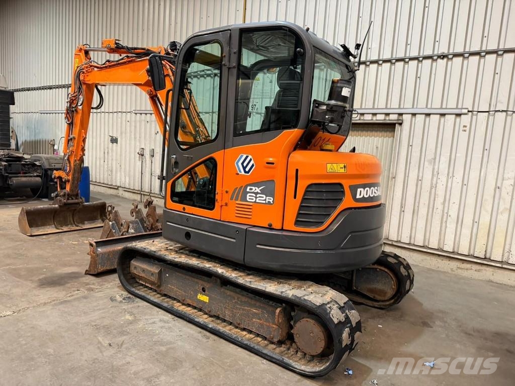 Doosan DX 62 R-3 6.2T - *FULL HYDR - *CENTRAL GREASING* - Minigraafmachines < 7t