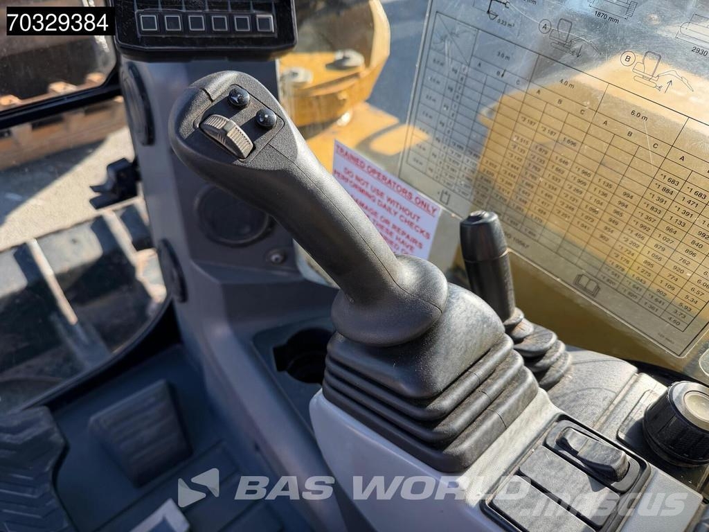 CAT 308 CR A/C - 3 Buckets Miniexcavadoras