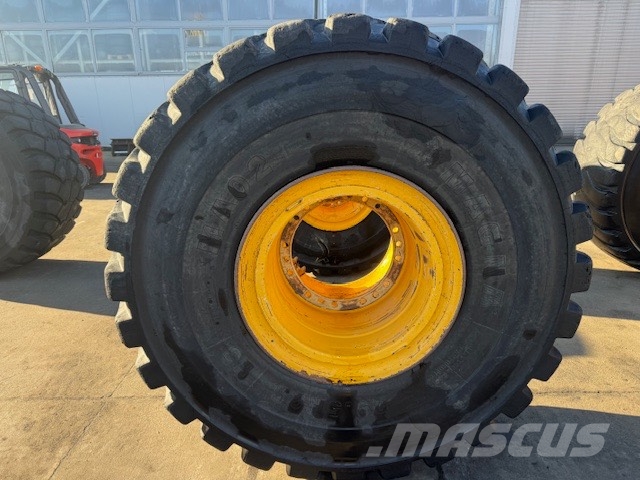 Volvo A 40 G USED WHEEL COMPLET 6 PCS 29.5-25 Шины и колёса