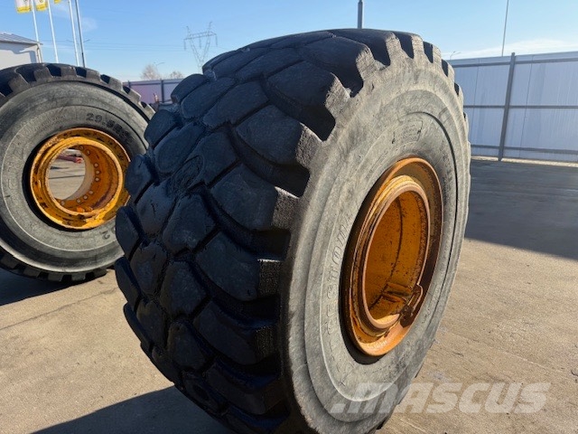 Volvo A 40 G USED WHEEL COMPLET 6 PCS 29.5-25 Шины и колёса