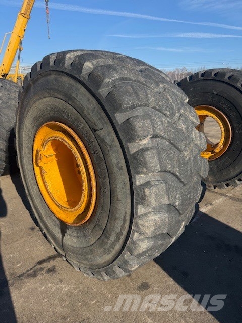 Volvo A 40 G USED WHEEL COMPLET 6 PCS 29.5-25 Шины и колёса