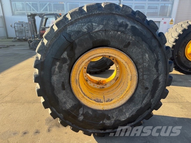 Volvo A 40 G USED WHEEL COMPLET 6 PCS 29.5-25 Шины и колёса