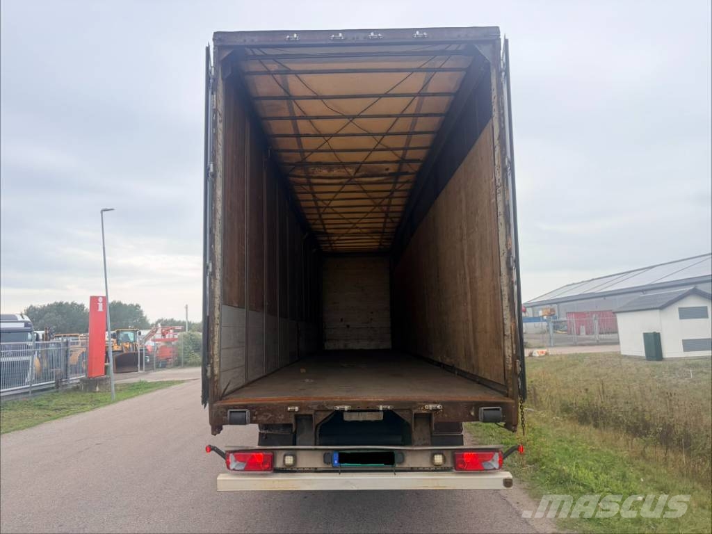 Närko S3HP23C11 Gardintrailer