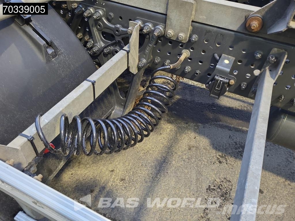 Mercedes-Benz Antos 2535 Antos 6X2 BDF ADR Full Air Suspension L 可拆卸式卡车
