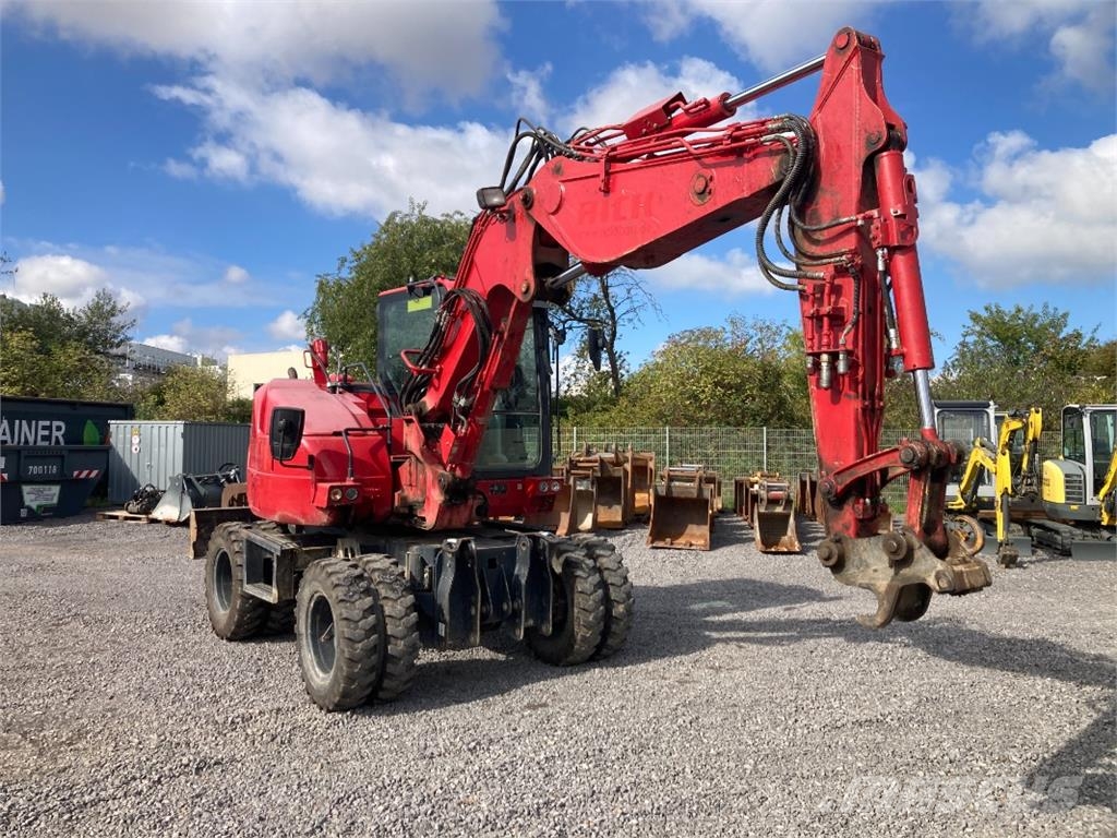 Komatsu PW98MR-10 Wheeled excavators