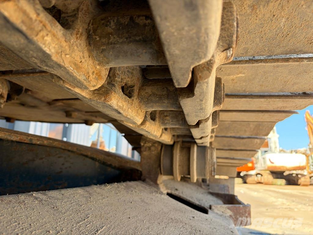 Komatsu PC228USLC-8 Rupsgraafmachines