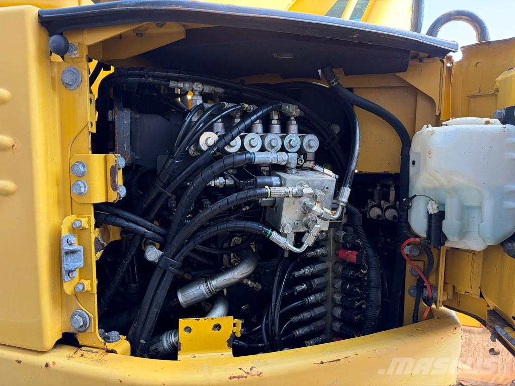 Komatsu PC228USLC-8 Rupsgraafmachines