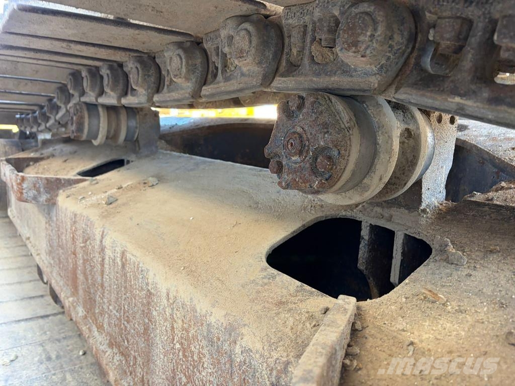 Komatsu PC228USLC-8 Rupsgraafmachines