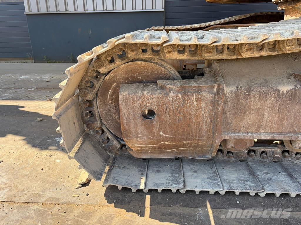 Komatsu PC228USLC-8 Rupsgraafmachines