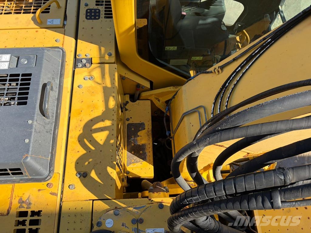 Komatsu PC228USLC-8 Rupsgraafmachines