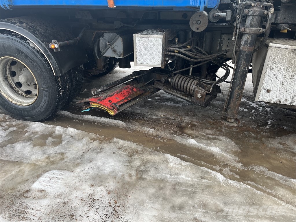 Scania P 94 Контейнеровози