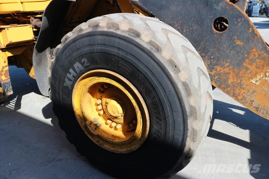 Volvo L120G 轮式装载机