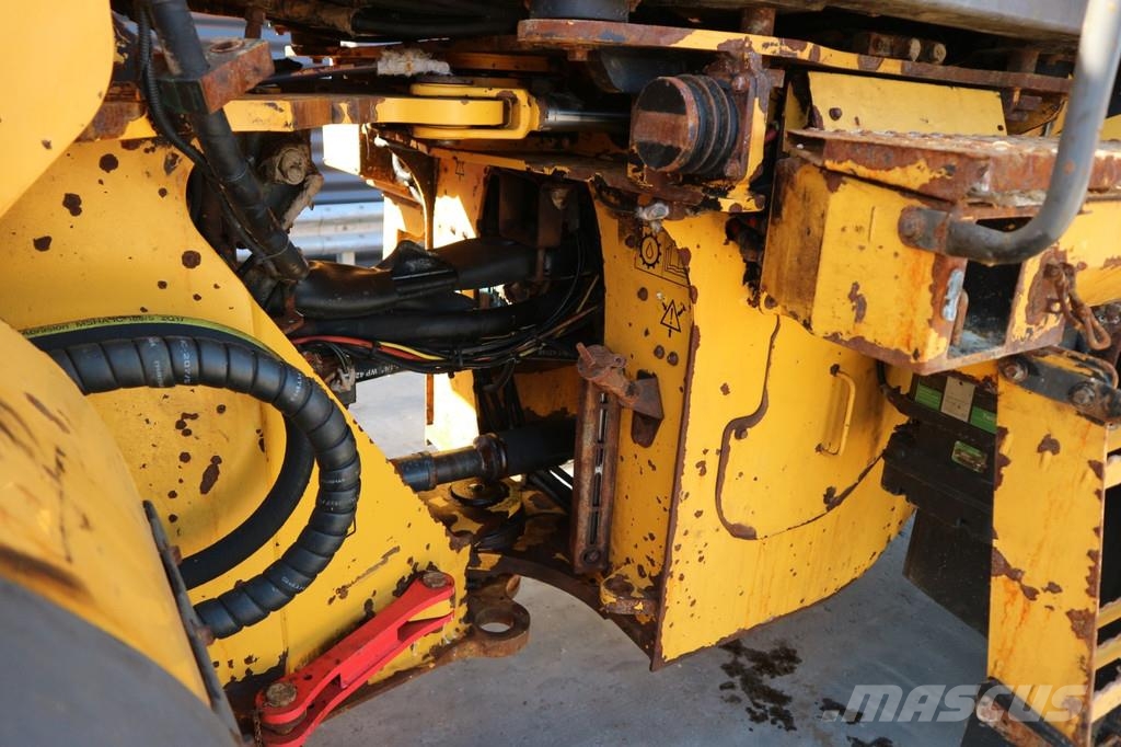 Volvo L120G 轮式装载机