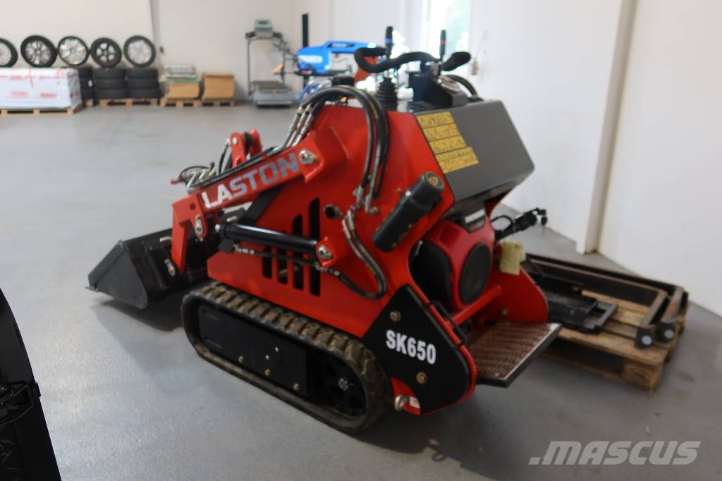 Lasto SK650 SK183B. Crawler FEL's