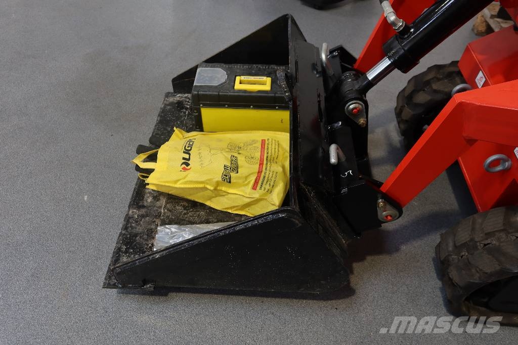Lasto SK650 SK183B. Crawler FEL's