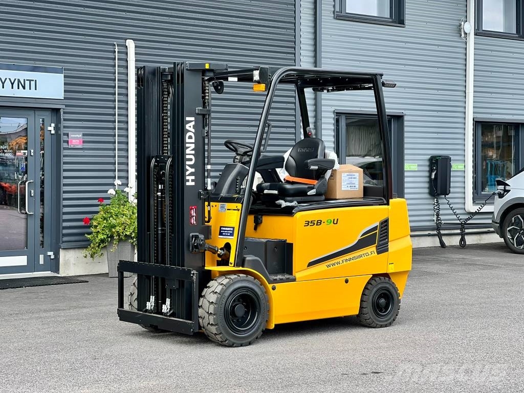 Hyundai 35B-9U Electric forklifts