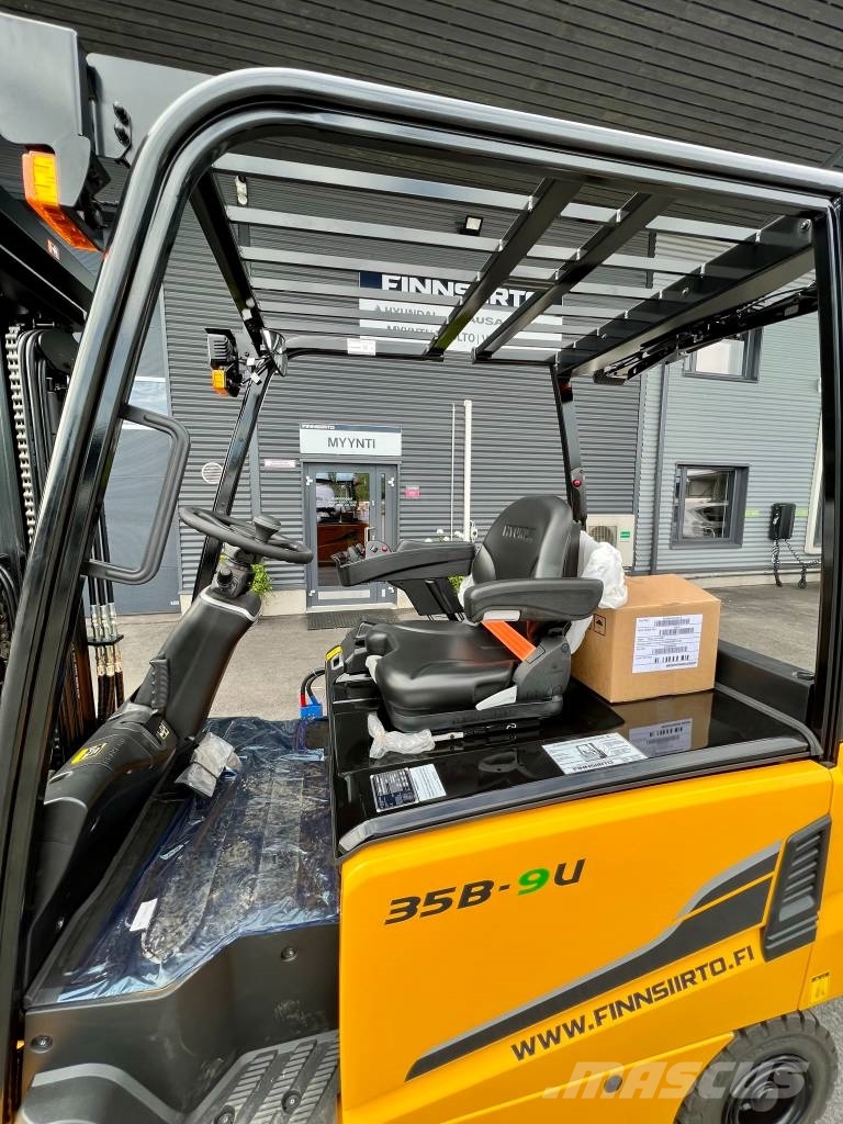 Hyundai 35B-9U Electric forklifts
