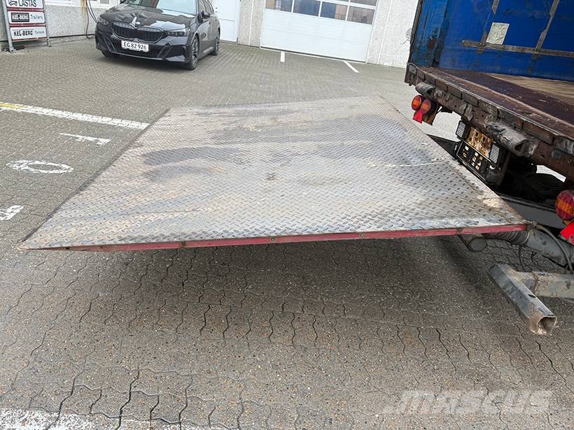 Krone 2 axle City curtain / City-Plane Semirimorchi tautliner