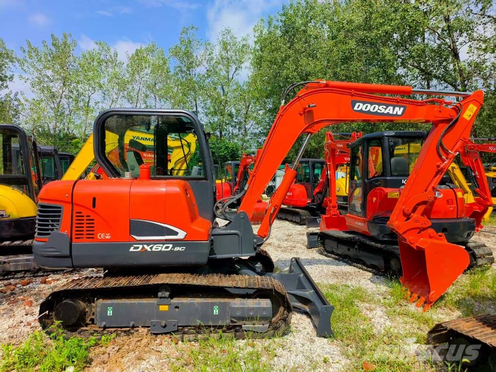 Doosan DX 60 R Mini bageri < 7t