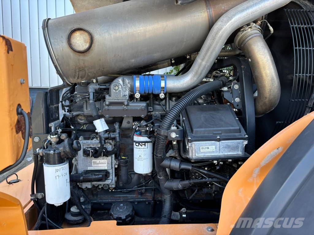 CASE 821 F Hjullastare