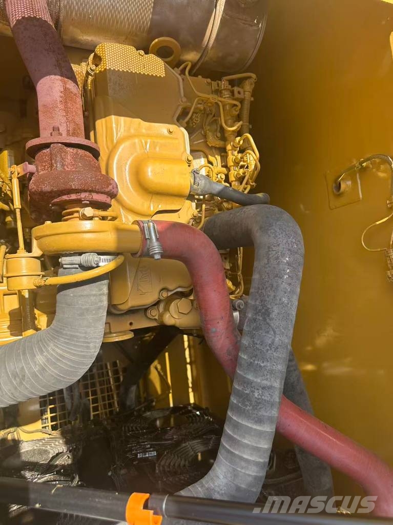 CAT CAT320GC Kāpurķēžu ekskavatori