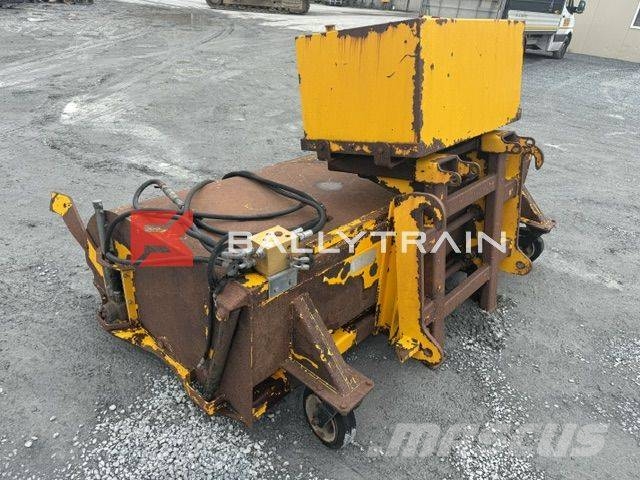 JCB Yard Sweeper その他部品
