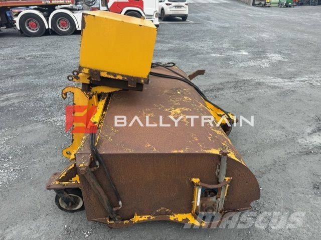JCB Yard Sweeper その他部品