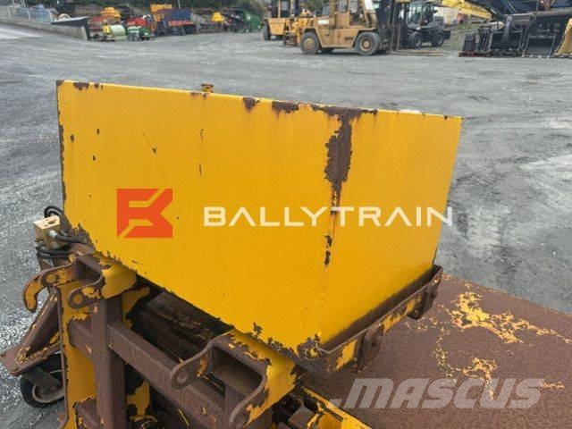 JCB Yard Sweeper その他部品