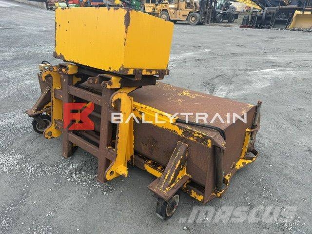 JCB Yard Sweeper その他部品