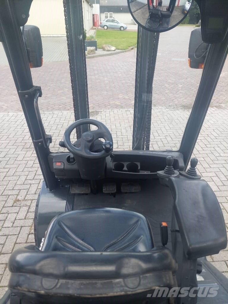 Linde H35T Heftruck LPG forklifts
