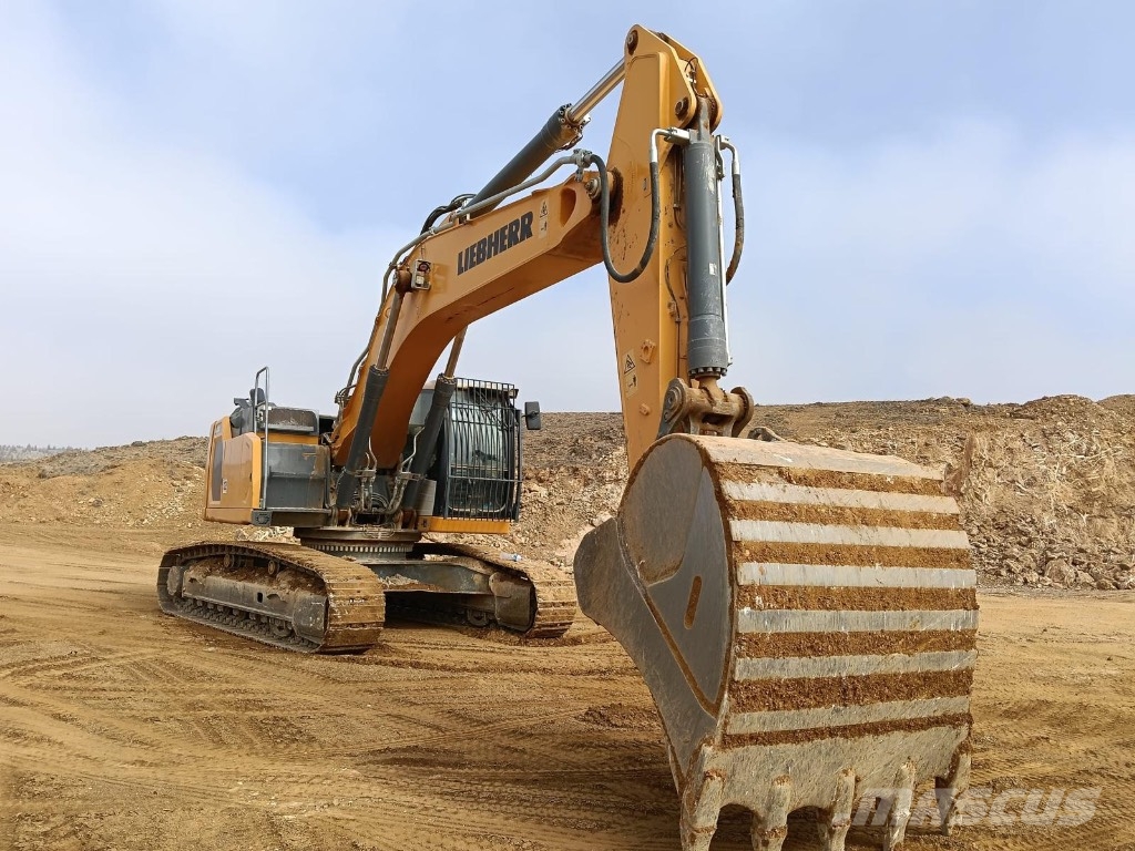 Liebherr R 938 Litronic Pelle sur chenilles