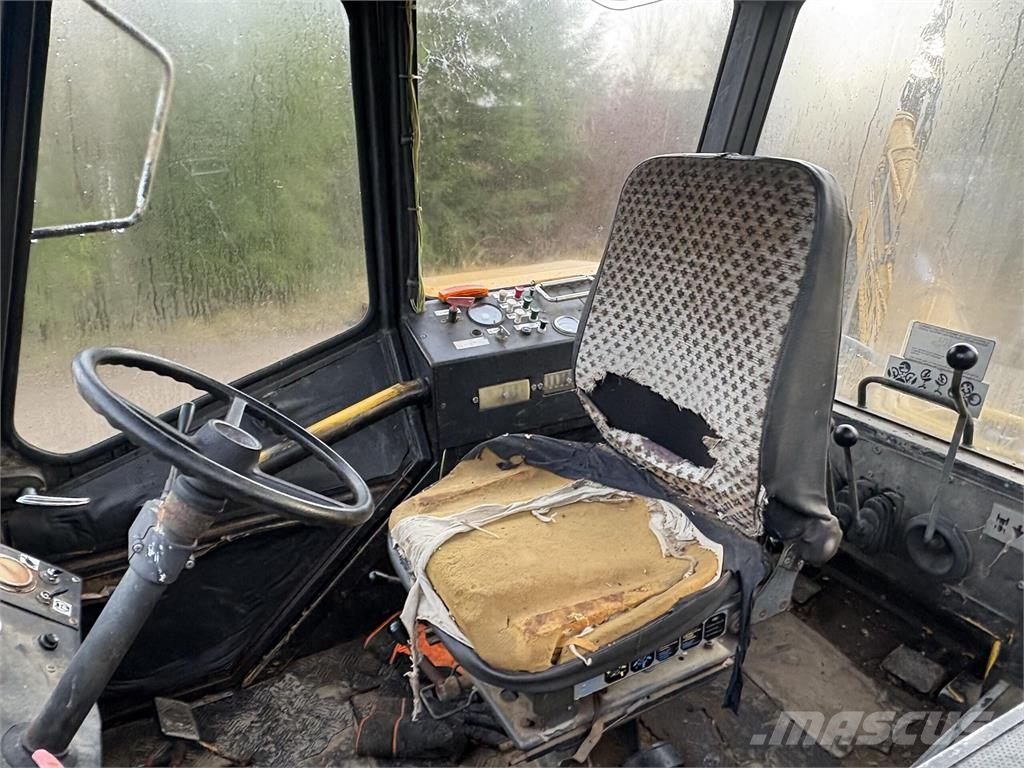 Lännen S10/2000 Koparko-ładowarki