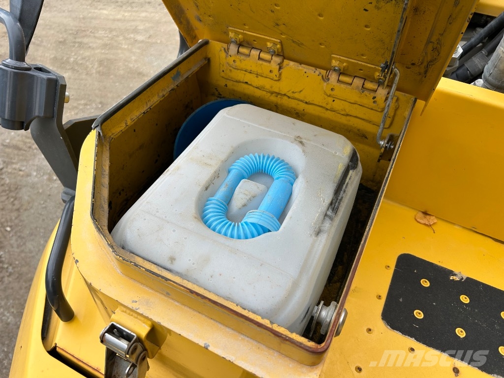 Komatsu PC 228 USLC-11 履帶式 挖土機/掘鑿機/挖掘機