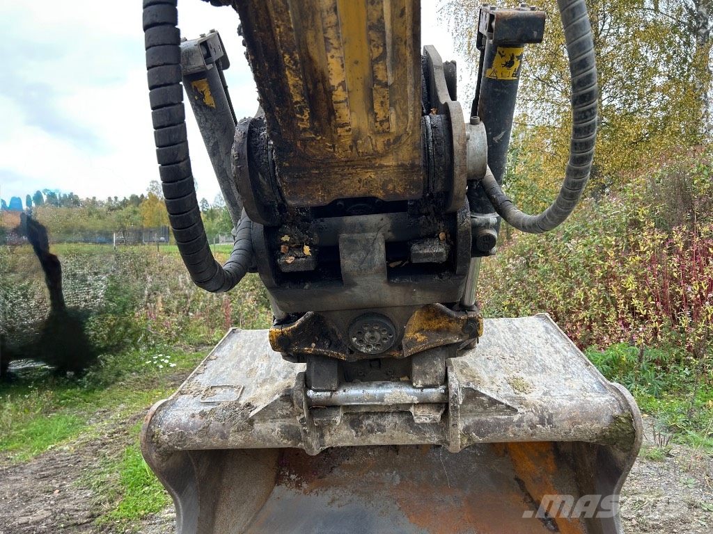 Komatsu PC 228 USLC-11 履帶式 挖土機/掘鑿機/挖掘機