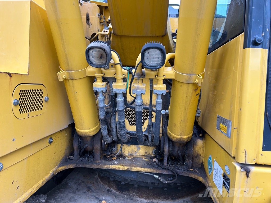 Komatsu PC 228 USLC-11 履帶式 挖土機/掘鑿機/挖掘機