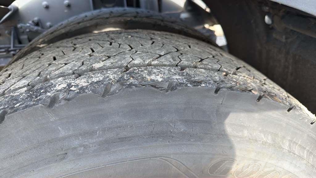 DAF XG 480FT شاحنات بمقصورة وهيكل