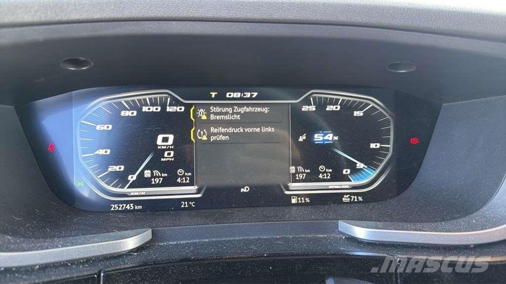 DAF XG 480FT شاحنات بمقصورة وهيكل
