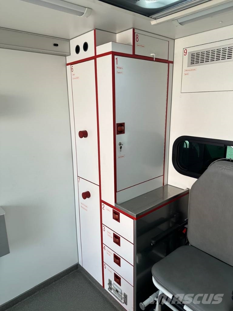 Mercedes-Benz Sprinter Rettungswagen Ambulanslar
