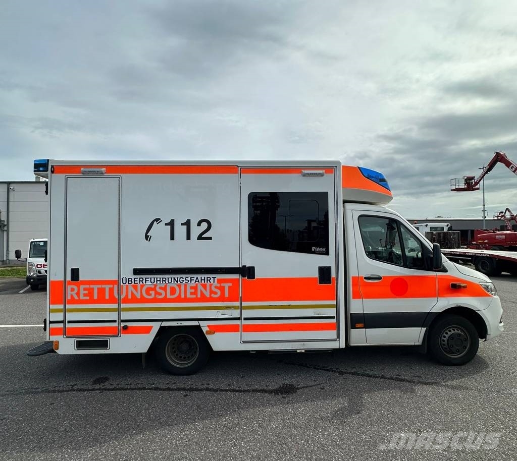 Mercedes-Benz Sprinter Rettungswagen Ambulanslar