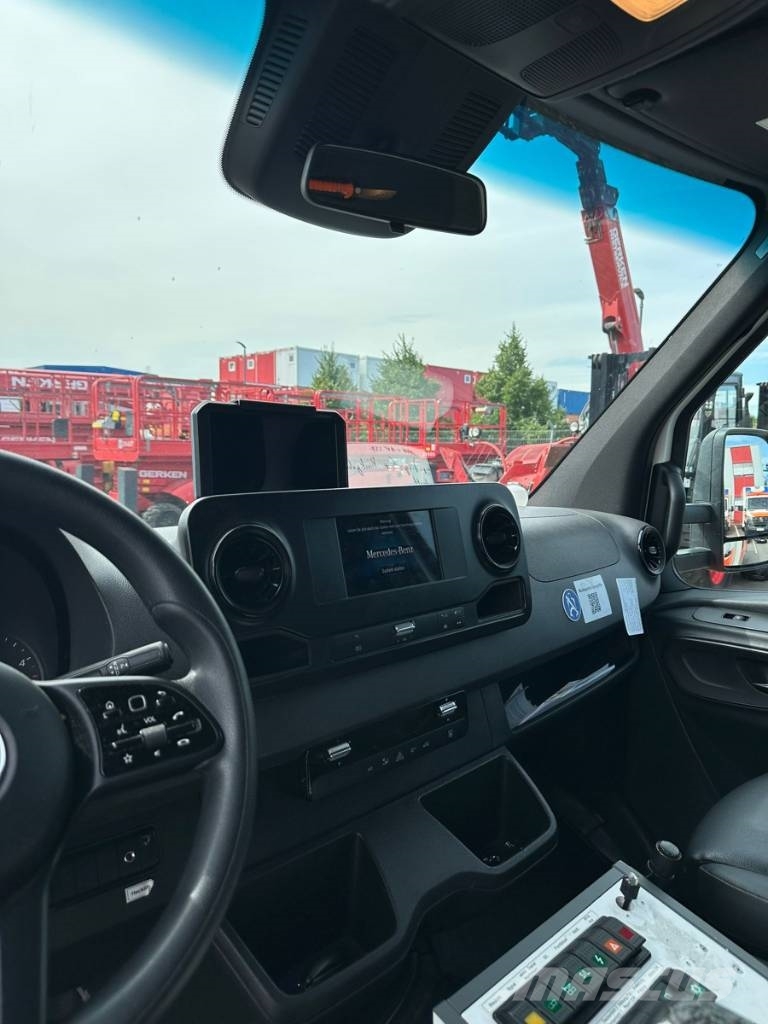 Mercedes-Benz Sprinter Rettungswagen Ambulanslar