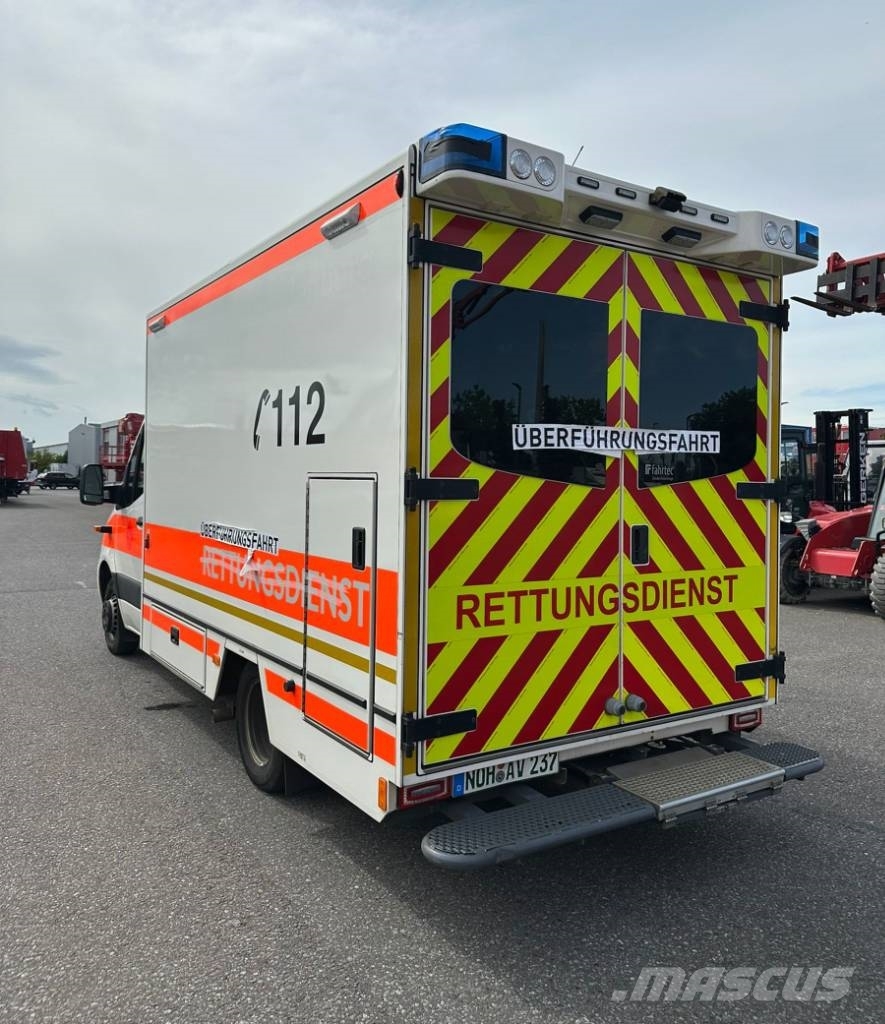 Mercedes-Benz Sprinter Rettungswagen Ambulanslar