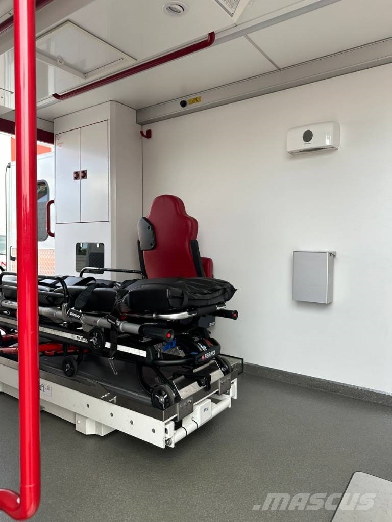 Mercedes-Benz Sprinter Rettungswagen Ambulanslar