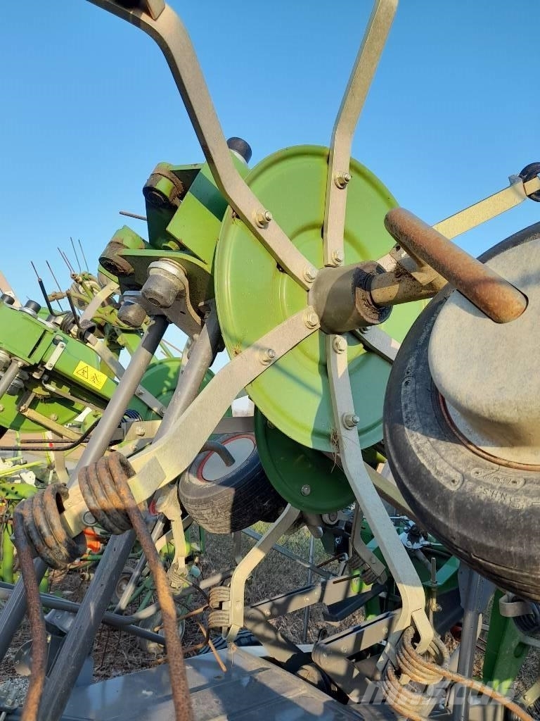 Fendt Twister 901T Grābekļi un siena ārdītāji