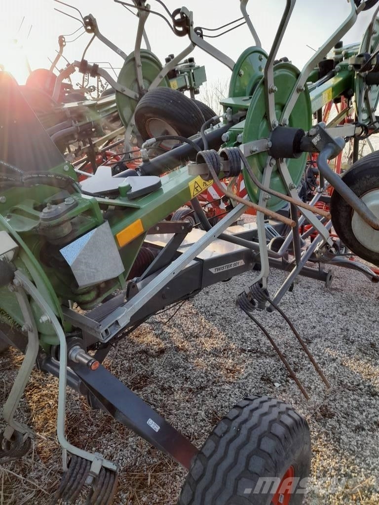 Fendt Twister 901T Grābekļi un siena ārdītāji